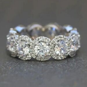 ✨ NEW Beautiful Luxury Silver Zirconia Ring✨